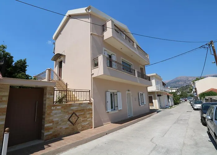 Sofia's Delightful Nyaraló