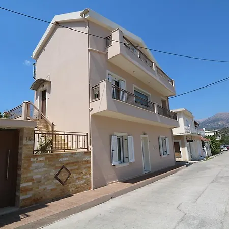 Sofia's Delightful Holiday home